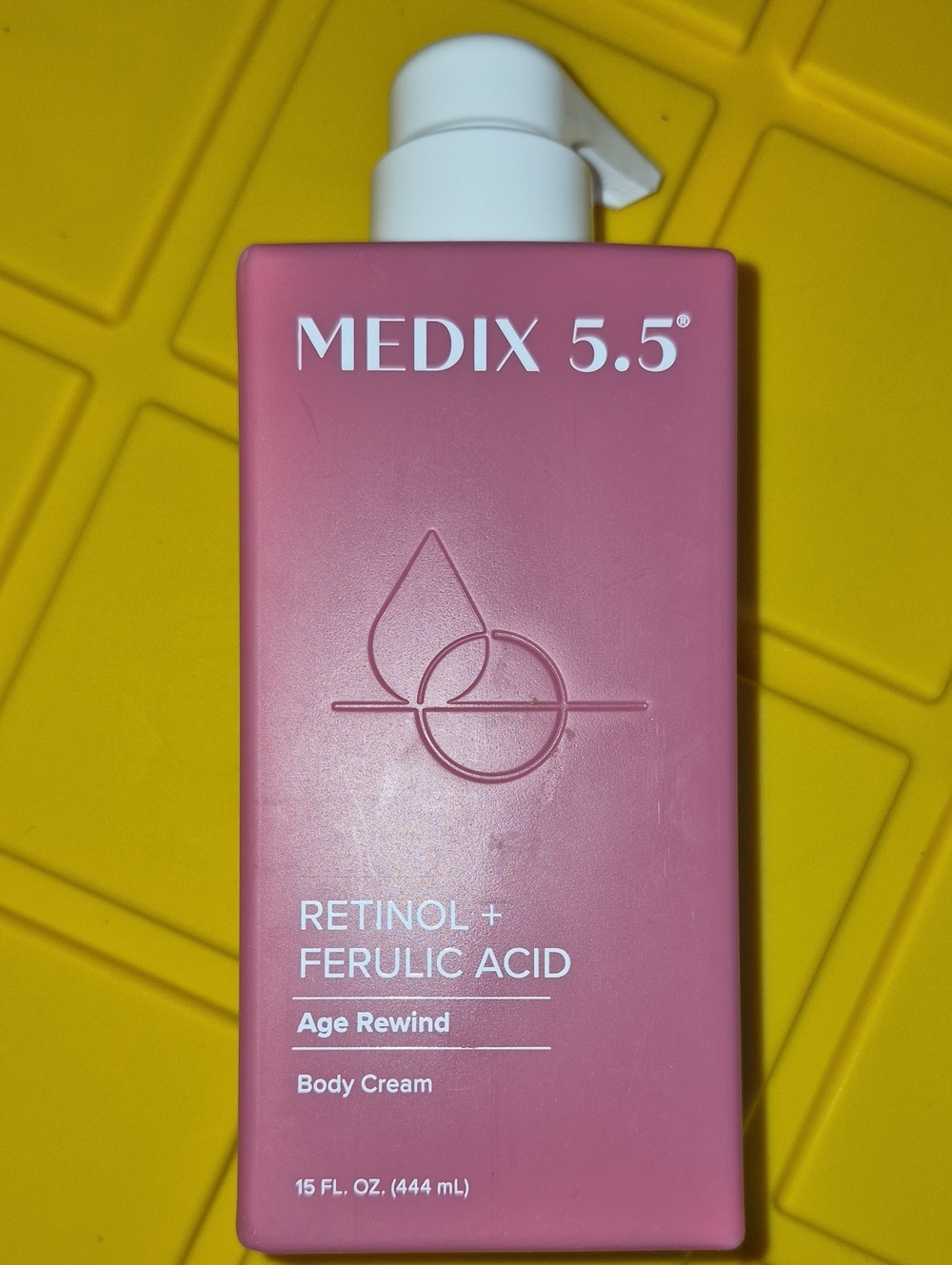 Medix 5.5 Retinol + Ferulic Acid Age Rewind Body Cream — New